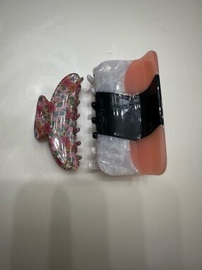 Set of 2 Claw Clips Hair Claws Spam Musubi Hibiscus Floral Hawaii Accessories